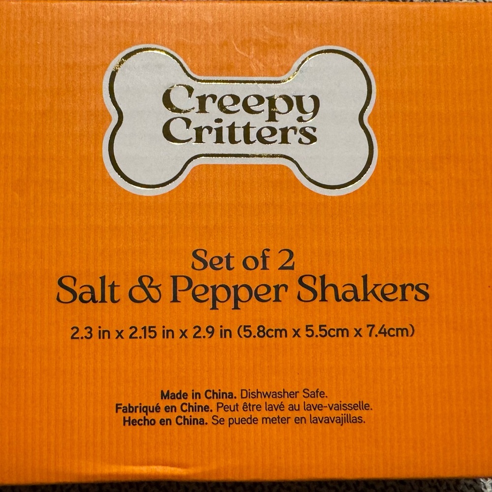🚫SOLD🚫 Creepy Critters Ghost Pup Salt & Pepper Shaker Set - Picture 2 of 3